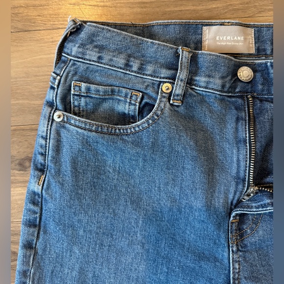 EVERLANE Womens THE HIGH
RISE SKINNY JEAN. SIZE 27 Regular - Picture 3 of 8